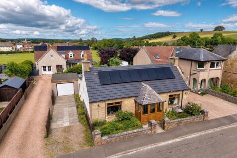 12 Back Park Kettlebridge-2.jpg