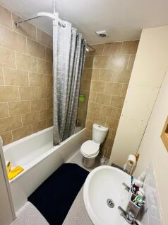 61B Ebrington Street photo 4