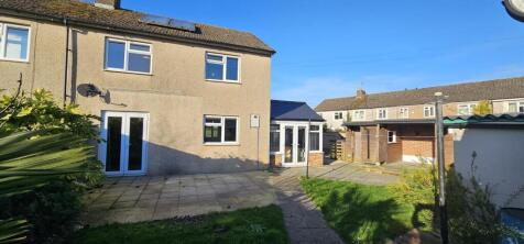 13newbournegarden.jpeg