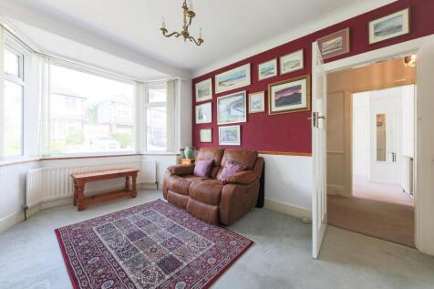 Additional reception room