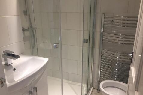 West End // Yarborough Rd // 2 Bed & 2 Bath // August 2027 photo 4