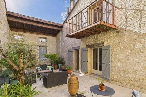 Property Image 1