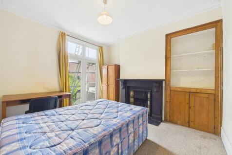 2 - HMO for Auction, Gloucester Road, Horfield.jpg