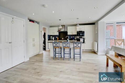 Living Kitchen Diner