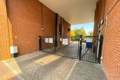 Property Image 11