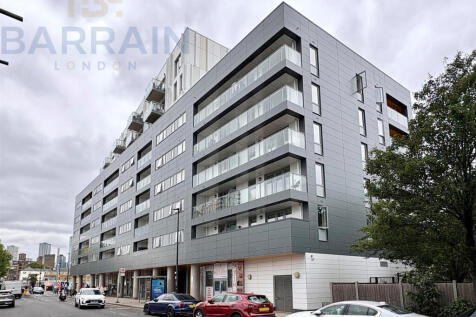 3 Bedrooms Property to rent in E14 - Barrain Londo