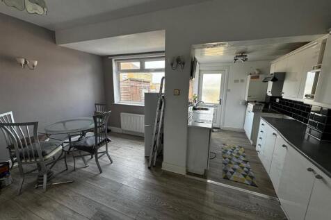 Grange Park Crescent, Bowburn photo 3