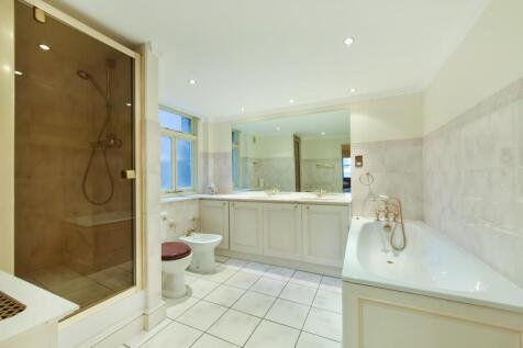 10 Berkeley House (22).JPG