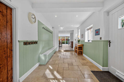 Hallway/Bootroom