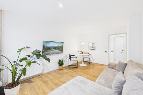 Living room- Mark Stephens EweMove Newmarket and S