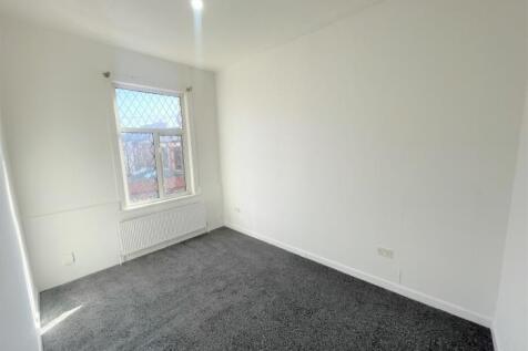 Bedroom 2.jpg