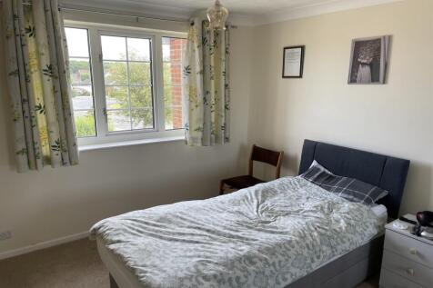 Thorn Tree Avenue, Filey photo 4