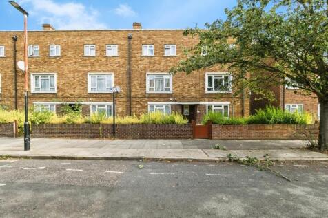 London, E6 - property photo