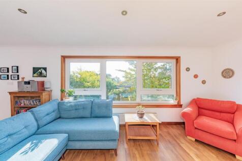 20 The Logan Liff-8.JPG