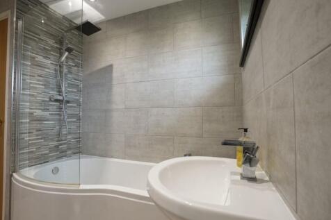 Family Bathroom -...