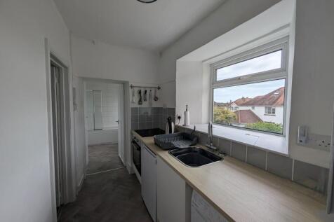 Southfield Road, Paignton, TQ3 photo 4