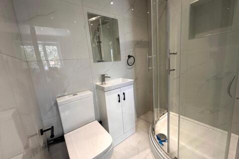 Ensuite Room Two