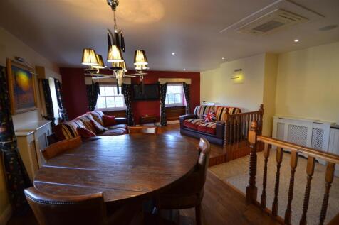 Lounge Area