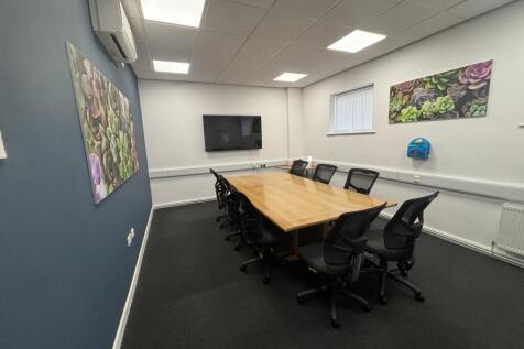 Office to rent Image 3
