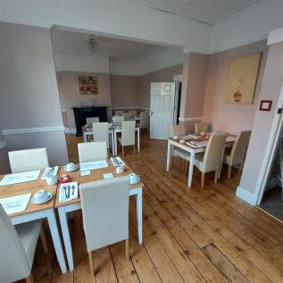 Kenbury Breakfast Room 22-2.jpeg