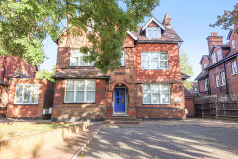 Flat C, 14 Aldrington Road, London, SW16 1TH