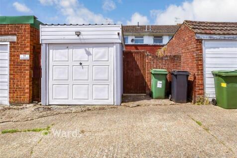 Garage/Parking