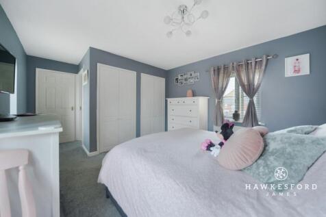 Monarch Drive, Sittingbourne - Bedroom 1