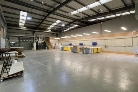 Light Industrial to rent Image 3