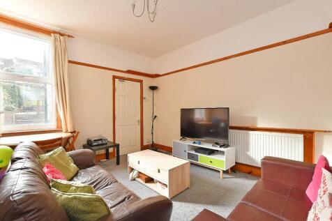 5-bed house on 47 Brighton Terrace Road, Crookes, S10 1NU, £407/mo