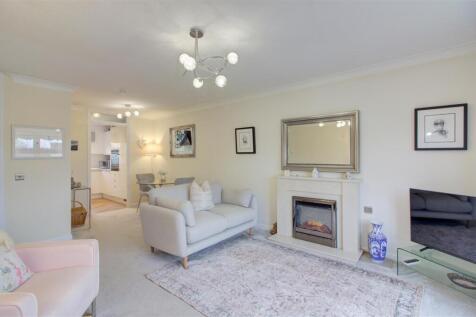 Sitting dining/room