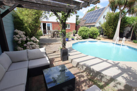 Clacton Road 98 - Garden 5