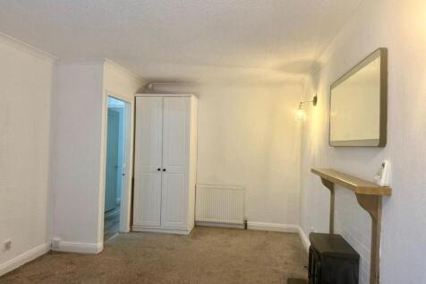 WhatsApp Image 2025-12-22 at 12.21.22 PM (4).jpeg