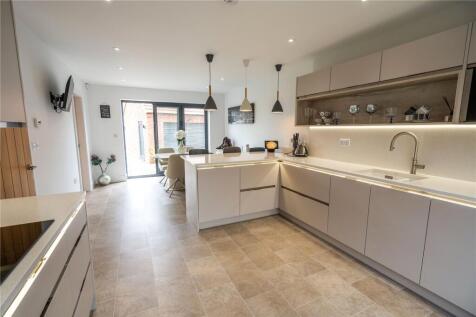 Kitchen-Diner (2)