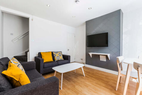 Hartley Crescent, Leeds photo 3