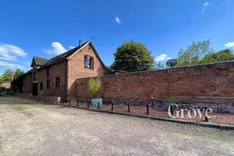 Bromsgrove Road Clent 2.jpg