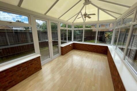 Briscoe Way, Lakenheath photo 4