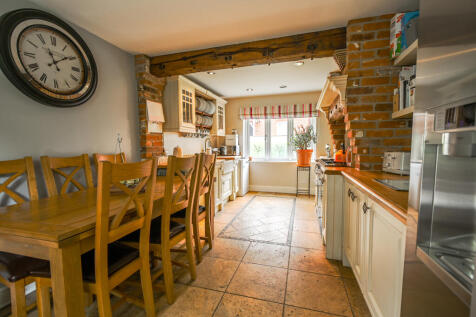 20ft Kitchen Dining Room