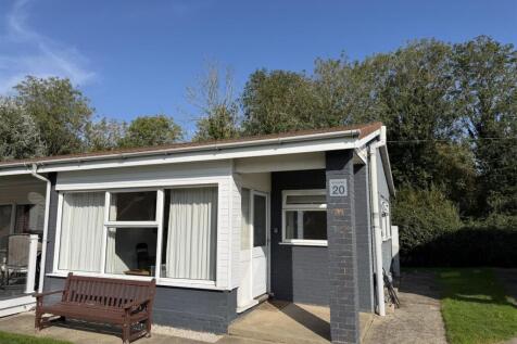 Broadland Holiday Park (3).jpg