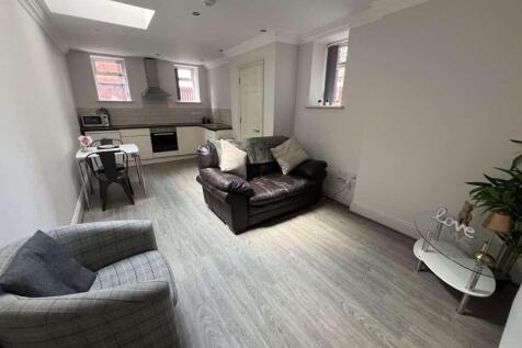 Flat_2_St_James_Row