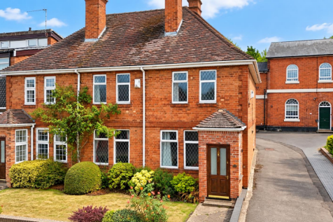 Click to visit Rightmove listing