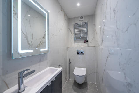 Ashburn Place 6@3...