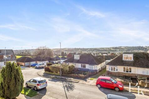 Graham Crescent 71-016.JPG