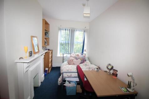 Bedroom 7.JPG