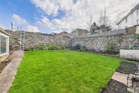 23 - Substantial Period Home for Renovation - AUCT