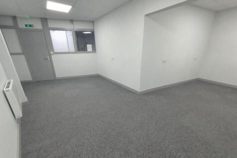 Office to rent Image 4