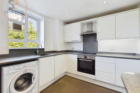 ff6f906e-CAM03524G0-PR0042-STILL008