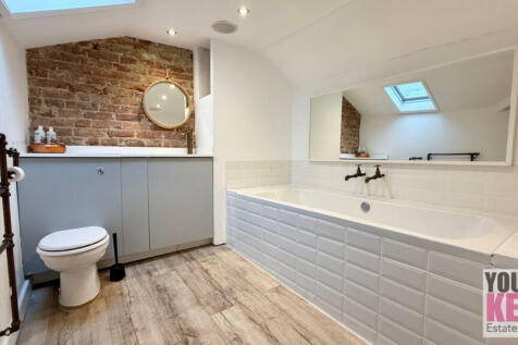 Folkestone estate agents, Your Key Move - Sandgate