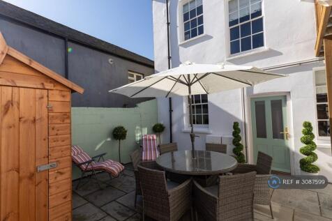 Rear Private Garden 
