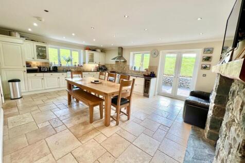 PHOTO-2024-07-16-21-38-37 (25).jpg