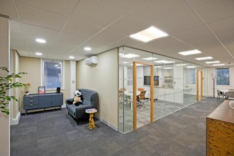 Office to rent Image 12